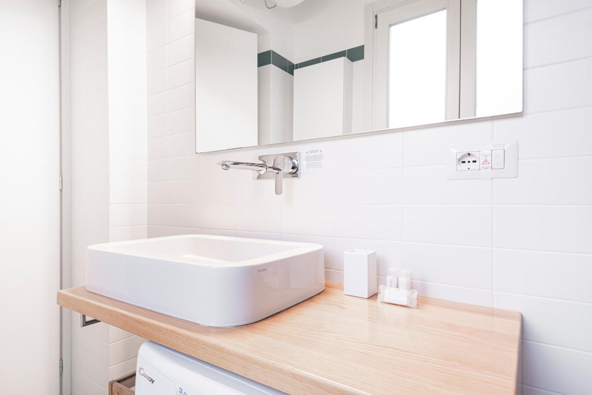 Amazing Flat Near Duomo & Colonne Di San Lorenzo By Easylife Μιλάνο Εξωτερικό φωτογραφία