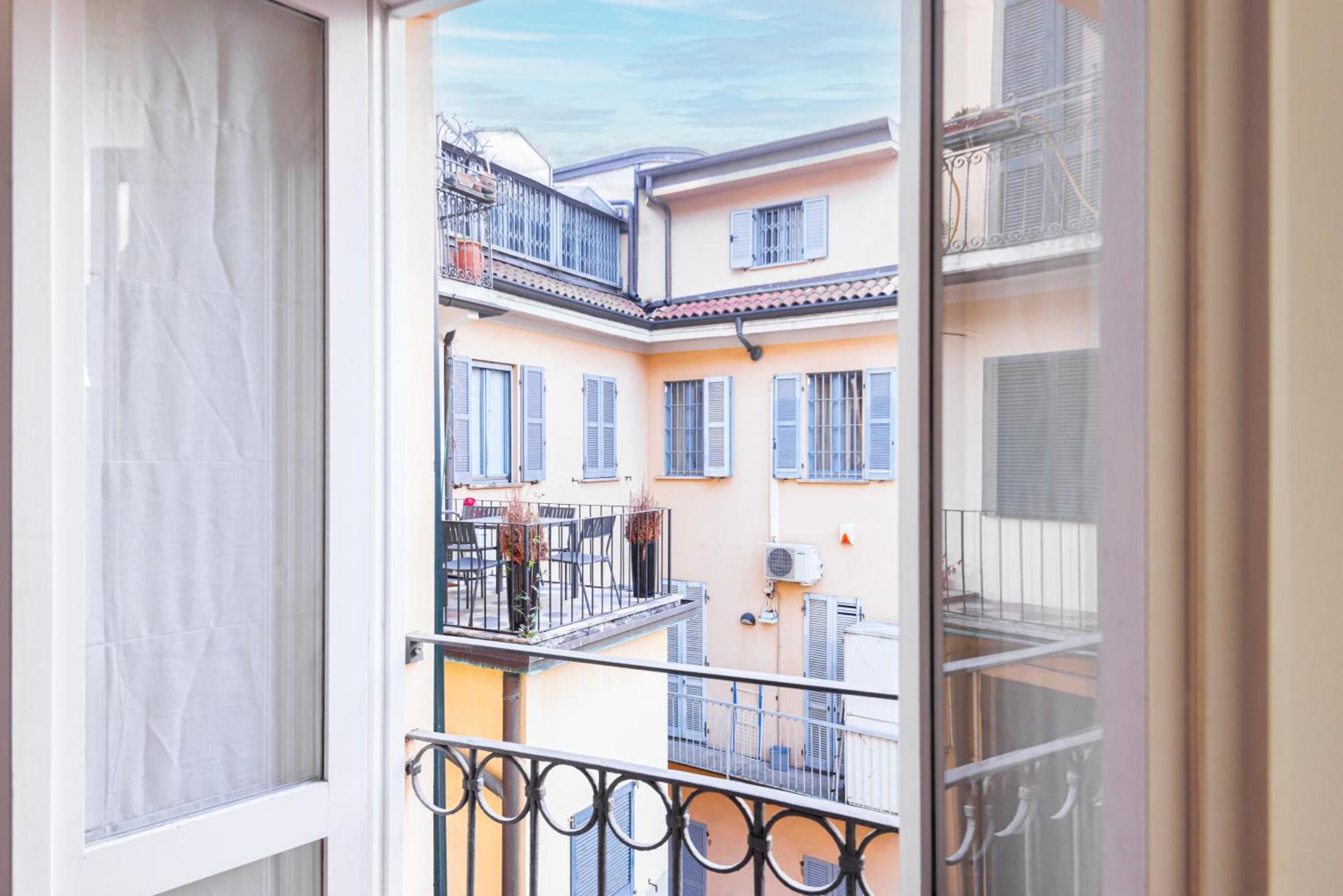 Amazing Flat Near Duomo & Colonne Di San Lorenzo By Easylife Μιλάνο Εξωτερικό φωτογραφία